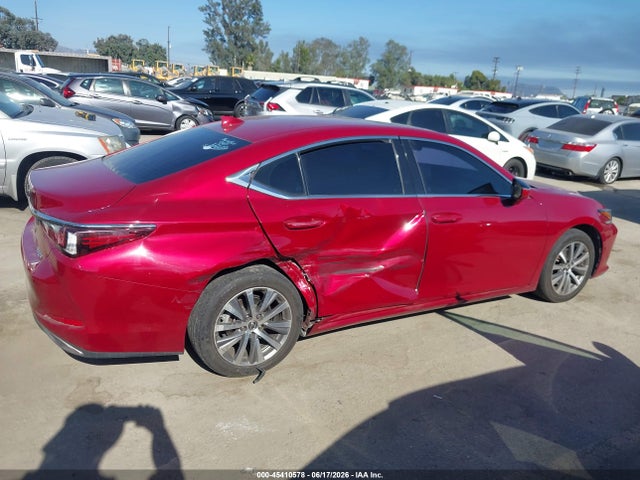 صورة مصغرة 13 لـ 2019 Lexus ES 350