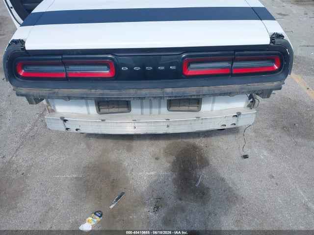 صورة 6 لـ 2017 Dodge CHALLENGER SXT
