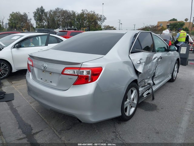 صورة 4 لـ 2014 Toyota CAMRY SE