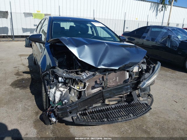 صورة 6 لـ 2016 Toyota COROLLA LE