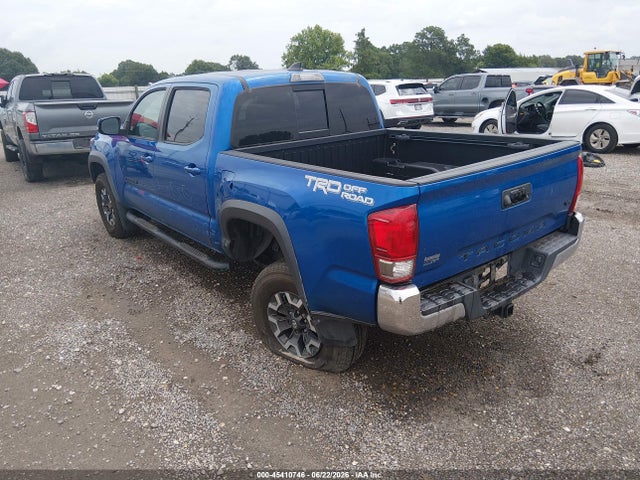 صورة 3 لـ 2017 Toyota TACOMA TRD OFF ROAD