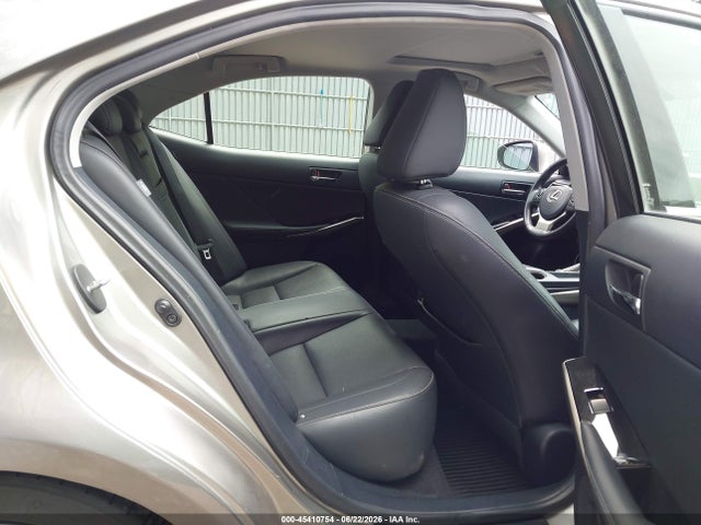 2015 Lexus IS 250 照片 8