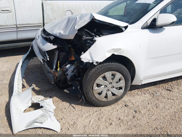صورة مصغرة 18 لـ 2019 KIA RIO S