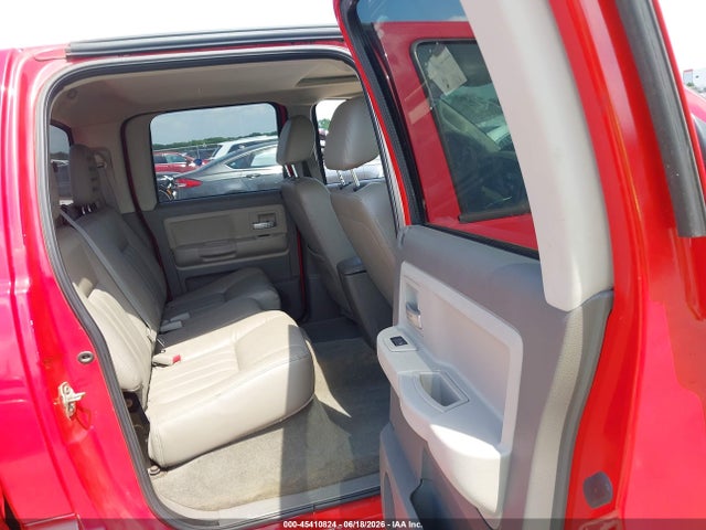 صورة 8 لـ 2006 Dodge DAKOTA LARAMIE