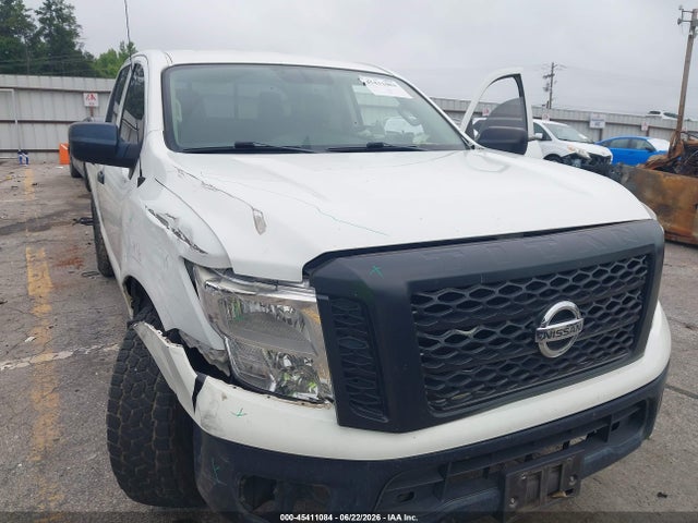 2018 Nissan TITAN S 照片 6