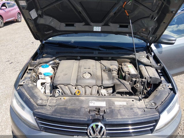 صورة 10 لـ 2013 Volkswagen JETTA 2.5L SE