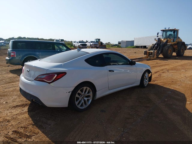 2013 Hyundai GENESIS 2.0T — фото 4