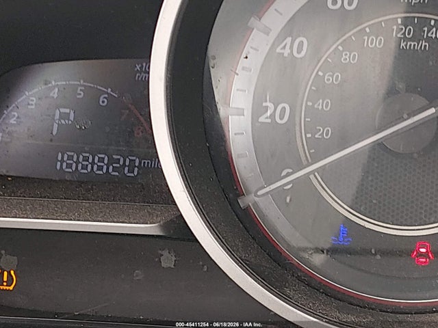 صورة 16 لـ 2016 Mazda MAZDA3 I SPORT