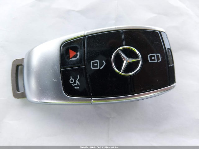 صورة مصغرة 11 لـ 2017 Mercedes-BENZ E 300 4MATIC