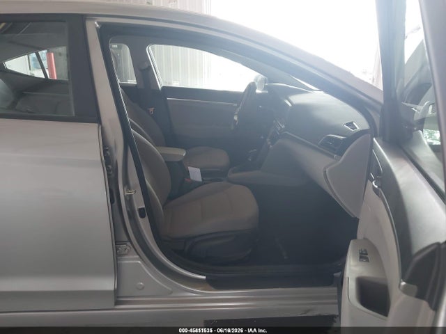 2020 Hyundai ELANTRA SE 照片 5