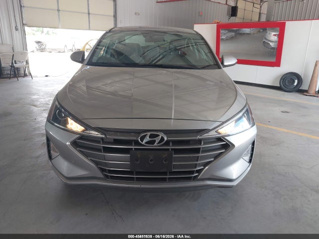 2020 Hyundai ELANTRA SE 照片 6