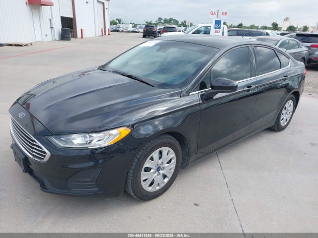 2019 FORD FUSION S — фото 2