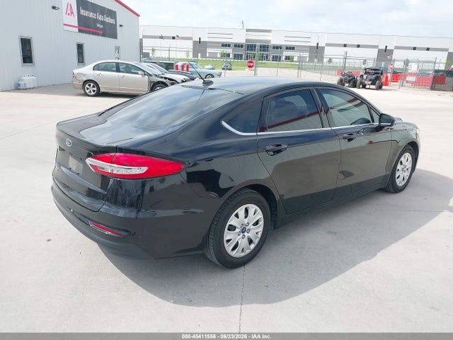 2019 FORD FUSION S — фото 4