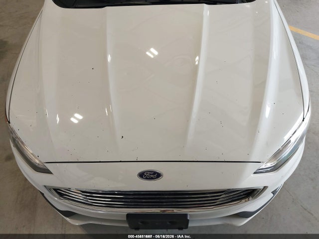 صورة 6 لـ 2020 FORD FUSION HYBRID SE