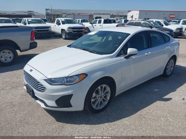 صورة 2 لـ 2020 FORD FUSION HYBRID SE