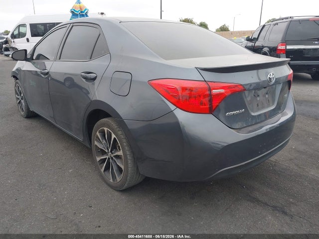 2017 Toyota COROLLA SE 照片 3