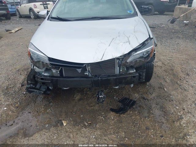 2019 Toyota COROLLA LE photo 6