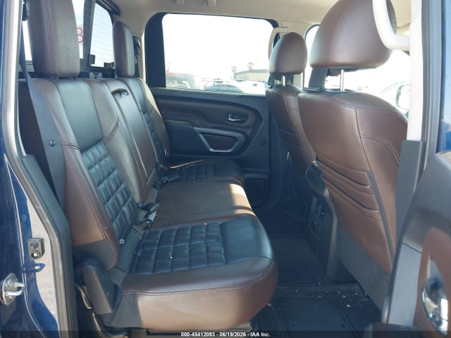 صورة 8 لـ 2017 Nissan TITAN PLATINUM RESERVE
