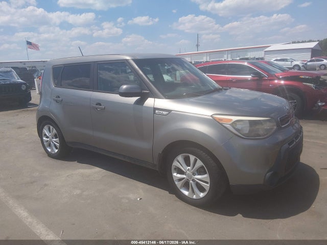 2015 KIA SOUL + 照片 1