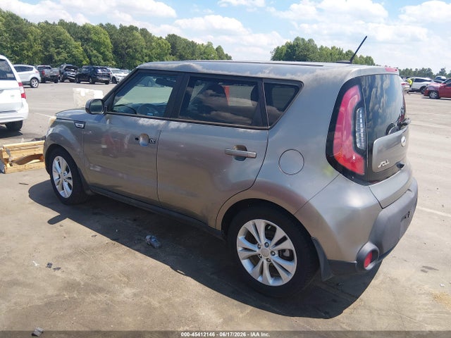 2015 KIA SOUL + 照片 3