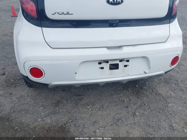 2018 KIA SOUL + thumbnail 22