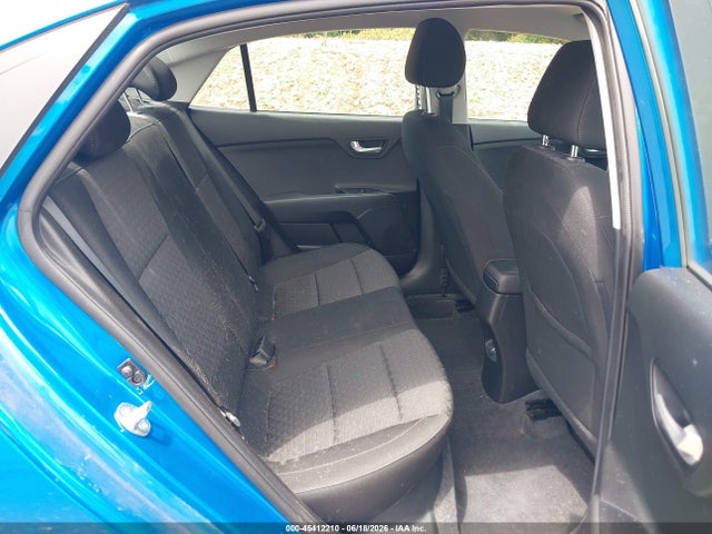صورة 8 لـ 2023 KIA RIO S