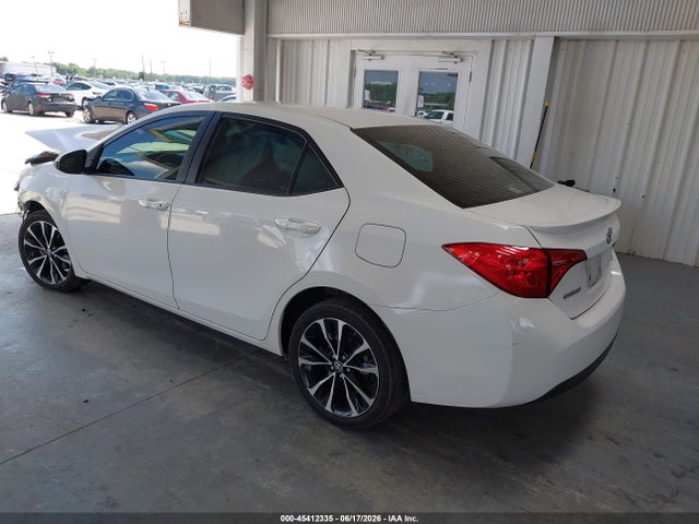 2019 Toyota COROLLA SE photo 3