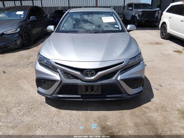 2022 TOYOTA CAMRY SE 12