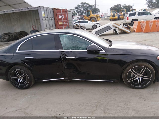 صورة مصغرة 13 لـ 2024 Mercedes-BENZ E 350