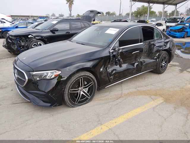 2024 Mercedes-BENZ E 350 照片 2