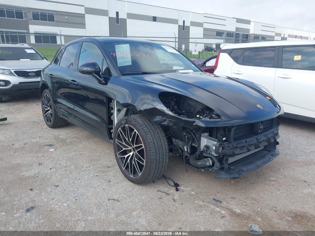2024 PORSCHE MACAN T