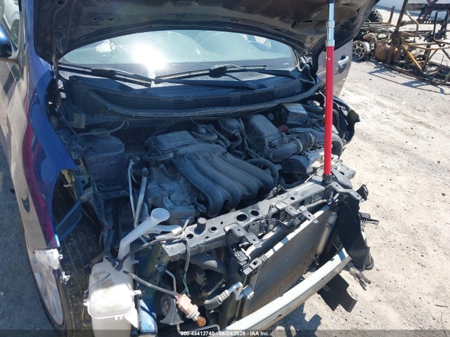 2019 Nissan VERSA 1.6 SV 照片 10