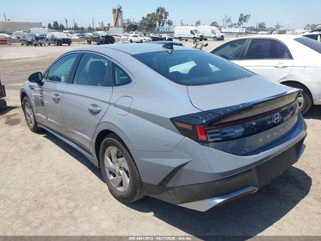 صورة 3 لـ 2025 Hyundai SONATA SE