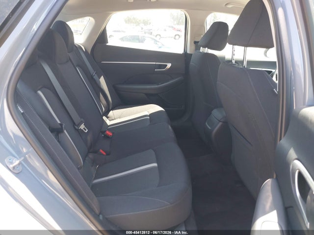 صورة 8 لـ 2025 Hyundai SONATA SE