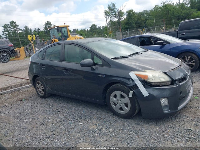 2010 Toyota PRIUS III — миниатюра 13