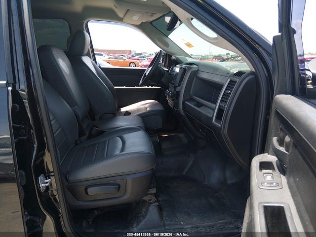 صورة 5 لـ 2020 RAM 1500 CLASSIC TRADESMAN 4X4 5'7 BOX