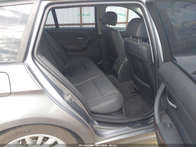 2010 BMW 328I XDRIVE 照片 8