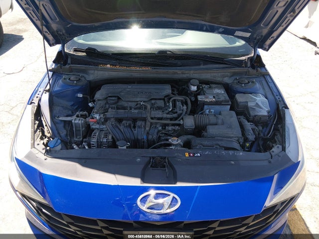 صورة 10 لـ 2021 Hyundai ELANTRA SE