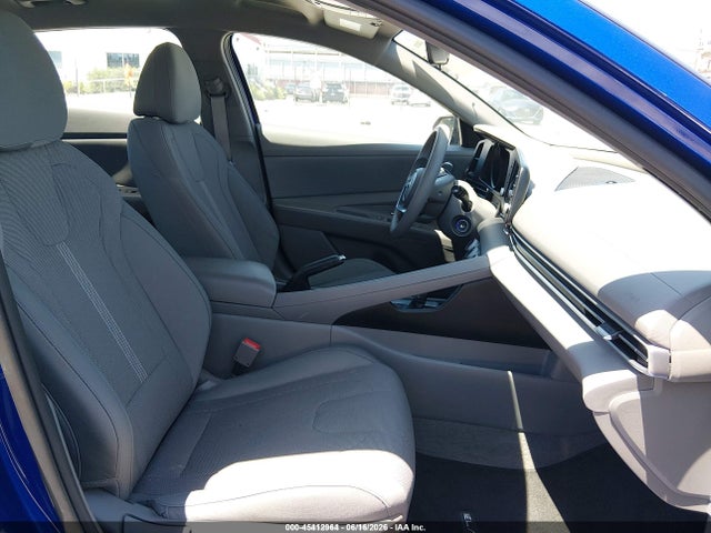 صورة 5 لـ 2021 Hyundai ELANTRA SE