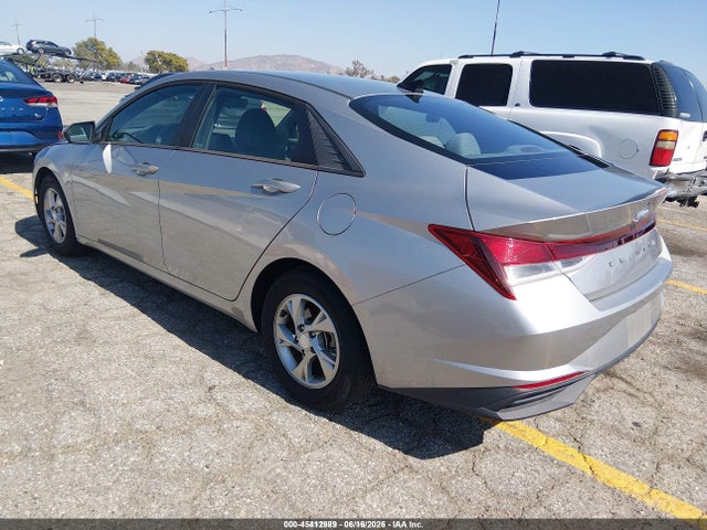 صورة 3 لـ 2021 Hyundai ELANTRA SE