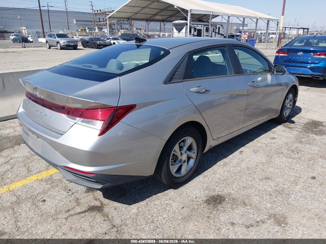 صورة 4 لـ 2021 Hyundai ELANTRA SE
