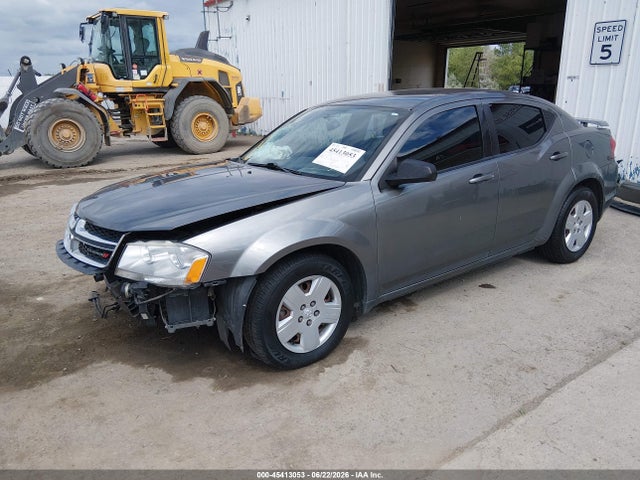 2013 Dodge AVENGER SE V6 照片 2