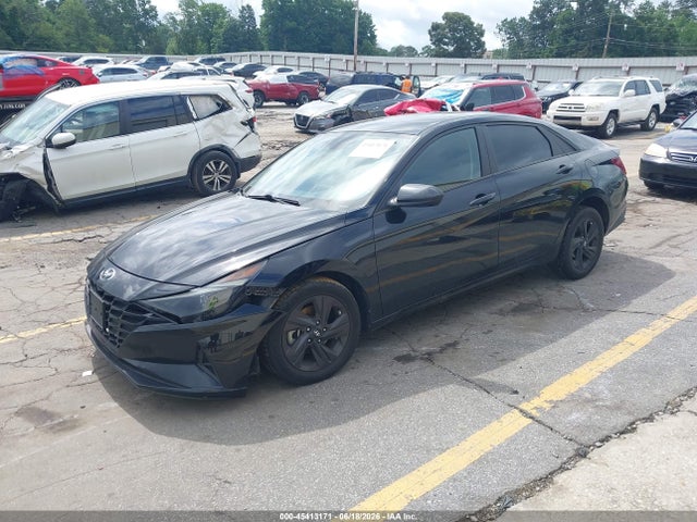 صورة 2 لـ 2022 Hyundai ELANTRA SEL