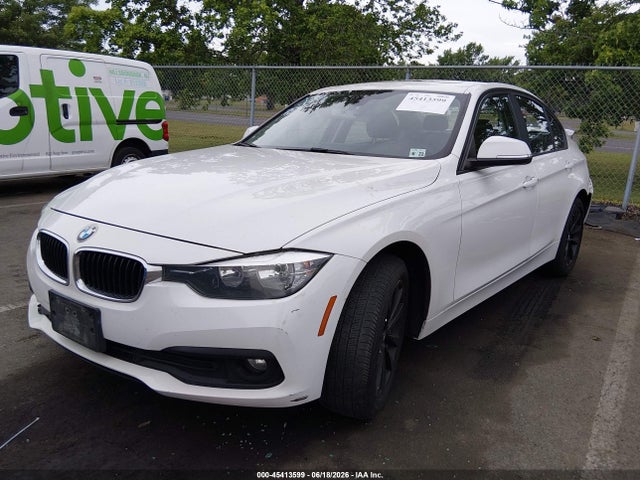 صورة 2 لـ 2017 BMW 320I XDRIVE