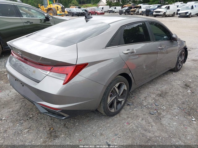 2021 Hyundai ELANTRA SEL 照片 4