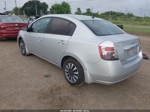 2010 Nissan SENTRA 2.0 照片 3