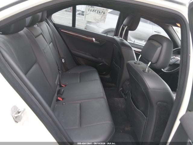 صورة 8 لـ 2010 Mercedes-BENZ OTHERS