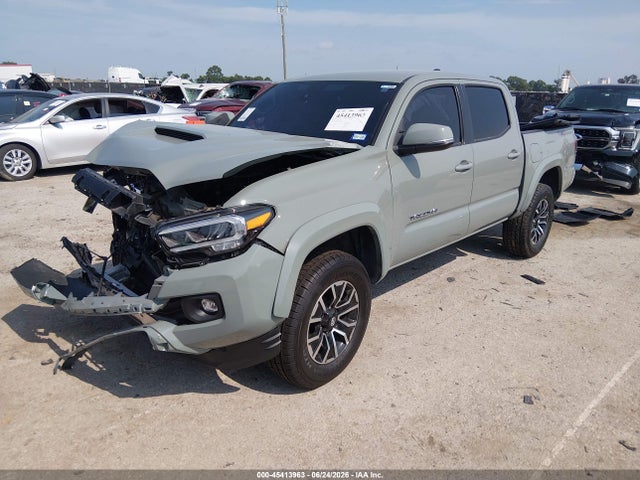 2023 TOYOTA TACOMA TRD SPORT 2