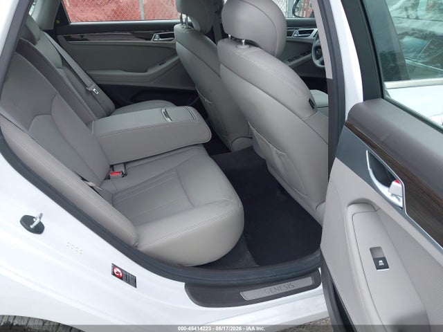 صورة 8 لـ 2017 Genesis G80 3.8
