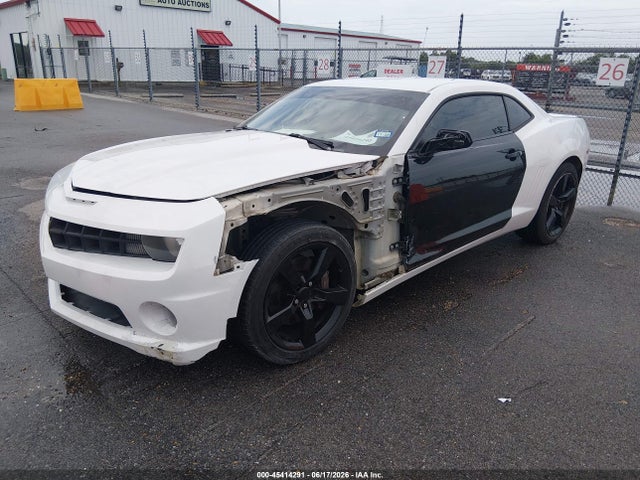صورة 2 لـ 2013 Chevrolet CAMARO 2SS